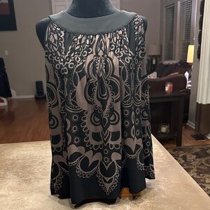 Apt. 9 Black and Tan Scoop Neck Ornate Women's Blouse